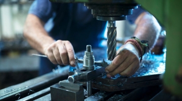 Công ty CP KHKT Phượng Hải tuyển dụng vị trí nhân viên triển khai và lập trình máy CNC